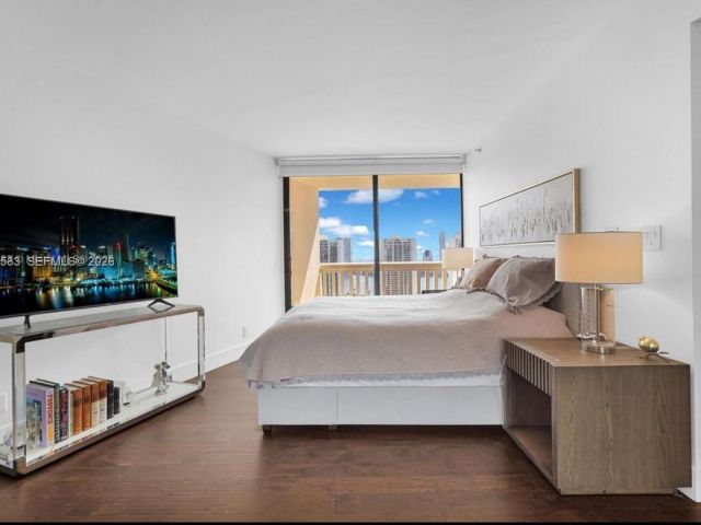 Apartment for rent  Unit #2508 - photo 7403401