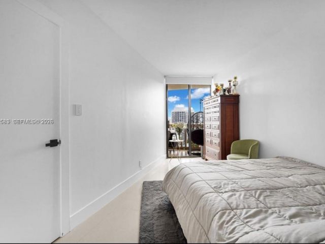 Apartment for rent  Unit #2508 - photo 7403402