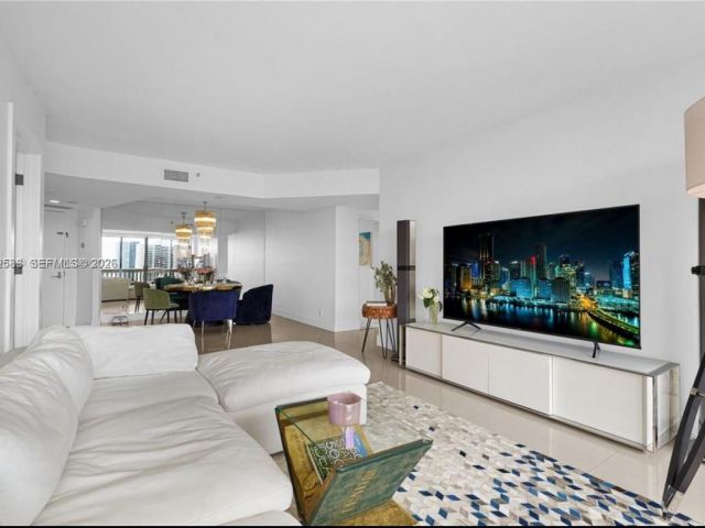 Apartment for rent  Unit #2508 - photo 7403411