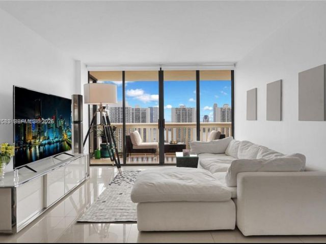 Apartment for rent  Unit #2508 - photo 7403413