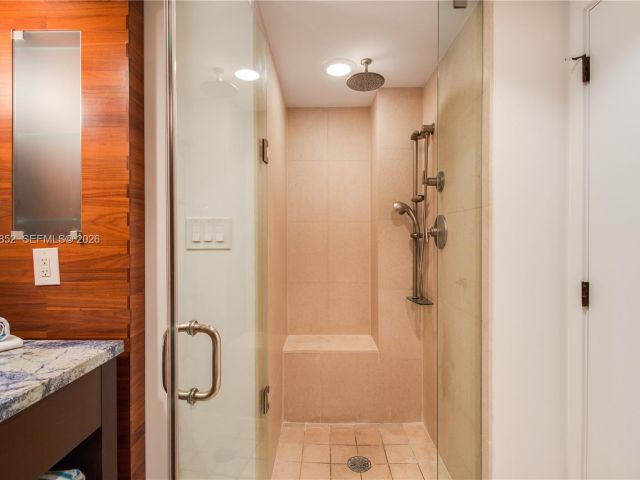 Apartment for rent  Unit #1415- - photo 7406504