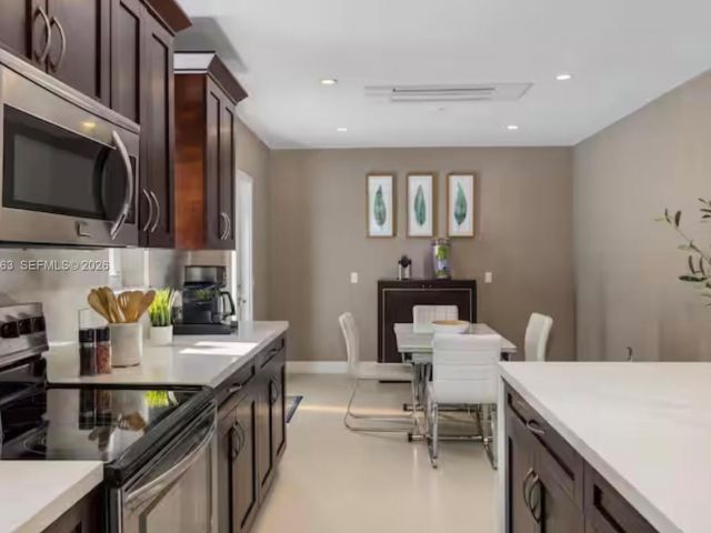 Home for rent at 1019 NE 115th St 1019 - photo 7401133