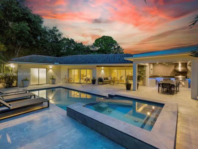 Home for rent at 1019 NE 115th St 1019 - photo 7401142