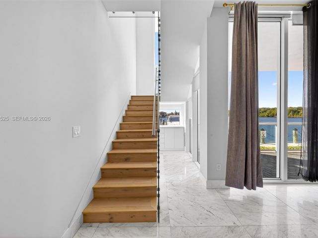 Apartment for rent  Unit #102 - photo 7530597