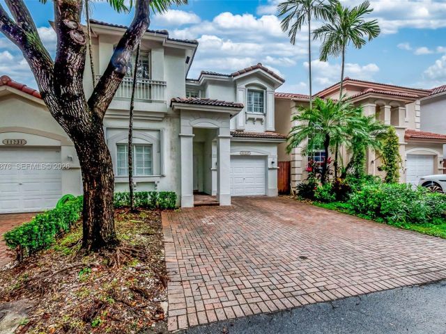 Home for sale at 11227 NW 73rd Ter - photo 7486241