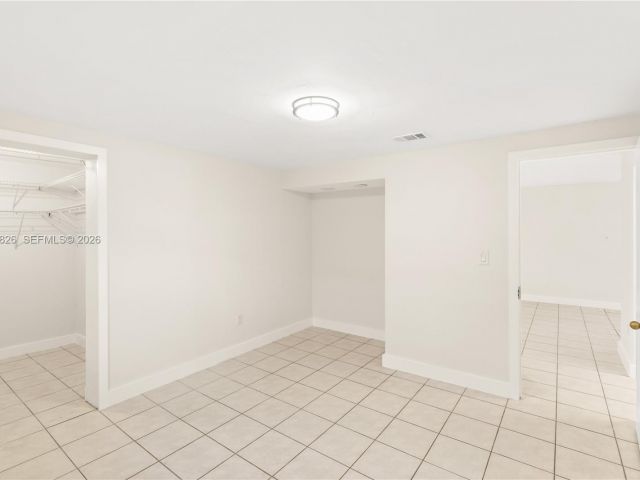 Home for rent at 6365 SW 33rd St - photo 7434428
