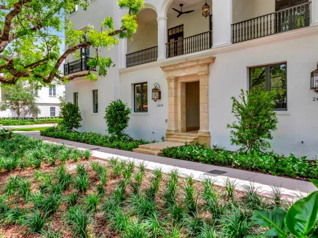 4-bedroom home for rent in Coral Gables - 2609 Anderson Rd 2609 - MondialRealty