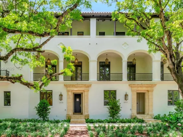 4-bedroom home for rent in Coral Gables - 2609 Anderson Rd 2609 - MondialRealty