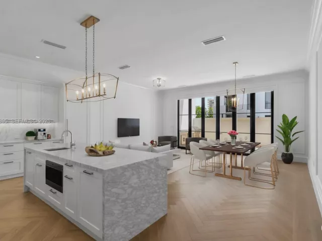 4-bedroom home for rent in Coral Gables - 2609 Anderson Rd 2609 - MondialRealty