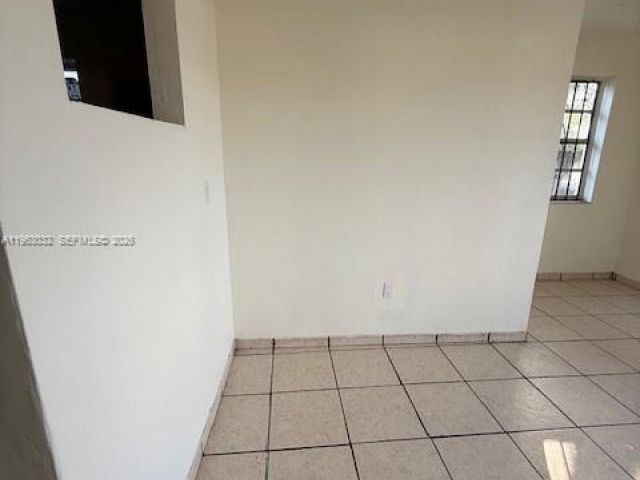 3-bedroom home for rent in Miami - 14620 Monroe St x - MondialRealty