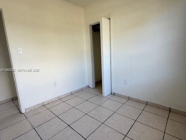 3-bedroom home for rent in Miami - 14620 Monroe St x - MondialRealty
