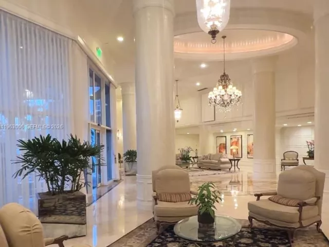 2-bedroom condo for sale in Aventura -  - MondialRealty