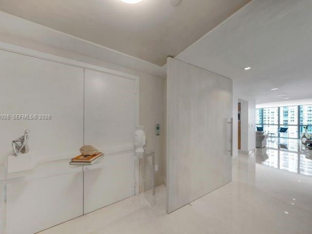 Apartment for sale  Unit #1602 - photo 7429196