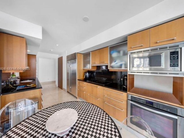 Apartment for sale  Unit #1602 - photo 7429209