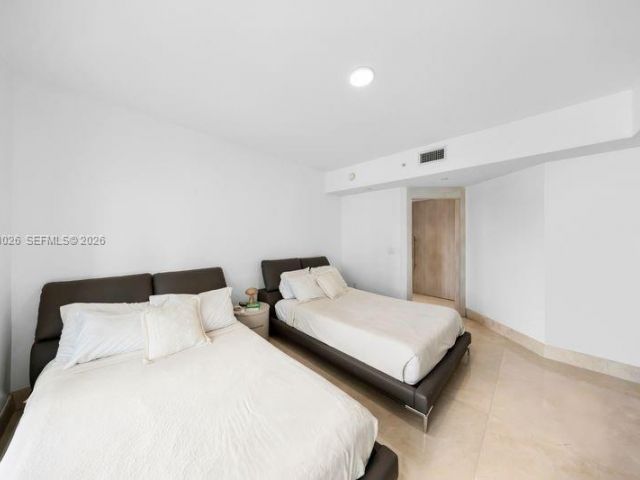 Apartment for sale  Unit #1602 - photo 7429211