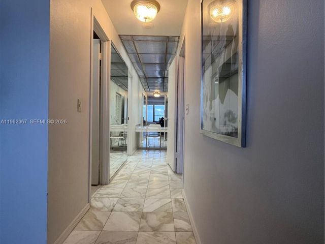 Apartment for rent  Unit #1201 - photo 7406038