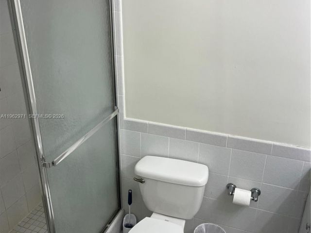 Apartment for rent  Unit # - photo 7406022