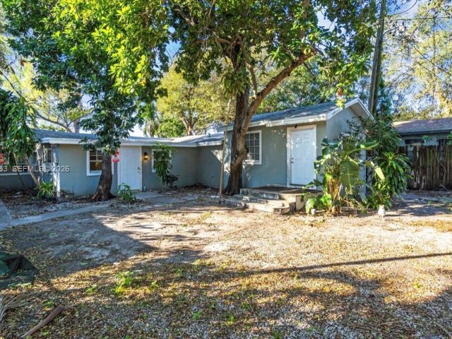 4-bedroom home for rent in Miami - 914 NW 80th St 1 - MondialRealty