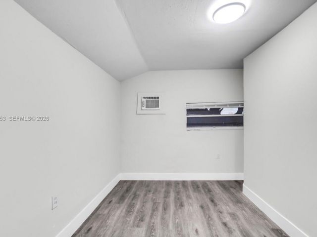 4-bedroom home for rent in Miami - 914 NW 80th St 1 - MondialRealty