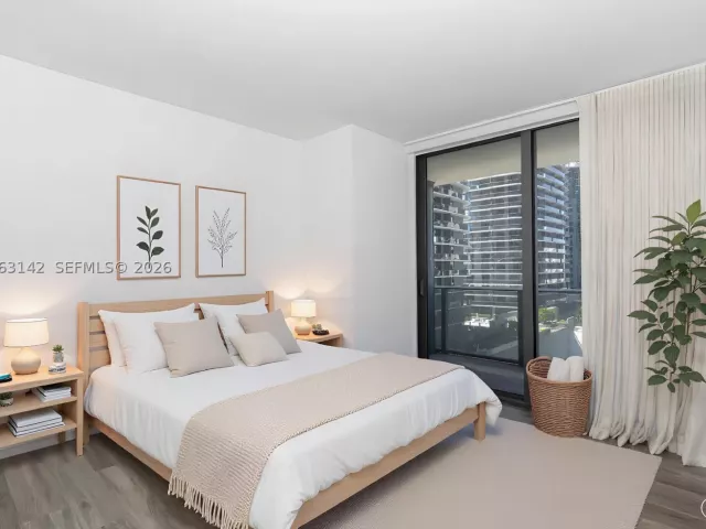3-bedroom condo for sale in Miami - 801 S Miami Ave 1409 - MondialRealty