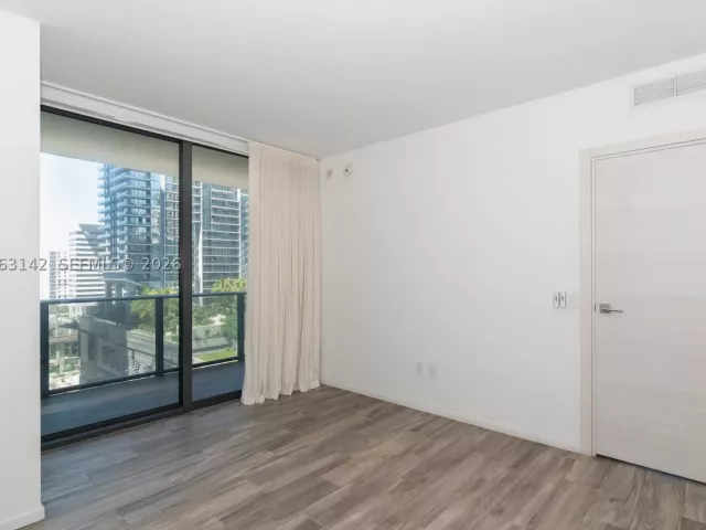3-bedroom condo for sale in Miami - 801 S Miami Ave 1409 - MondialRealty