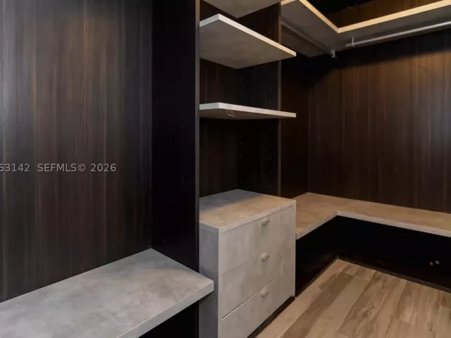 3-bedroom condo for sale in Miami - 801 S Miami Ave 1409 - MondialRealty