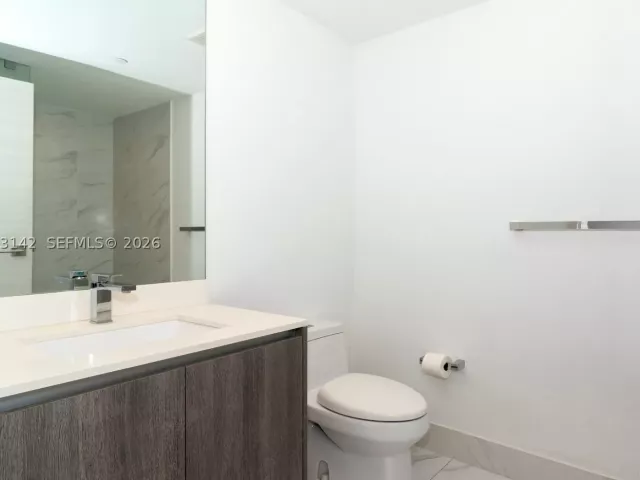 3-bedroom condo for sale in Miami - 801 S Miami Ave 1409 - MondialRealty