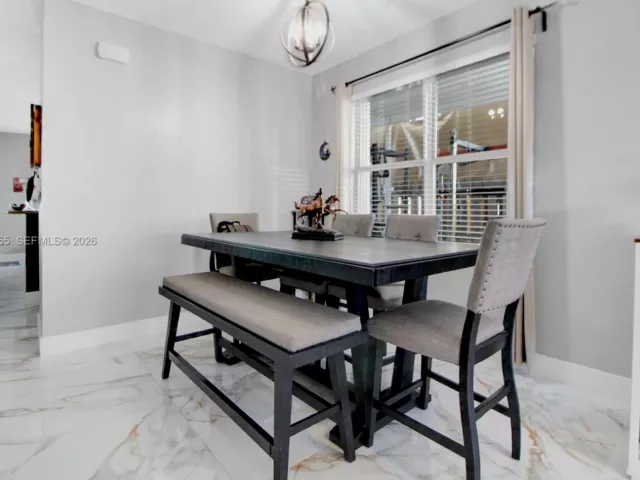 5-bedroom home for sale in Homestead - 3455 NE 1st St - MondialRealty