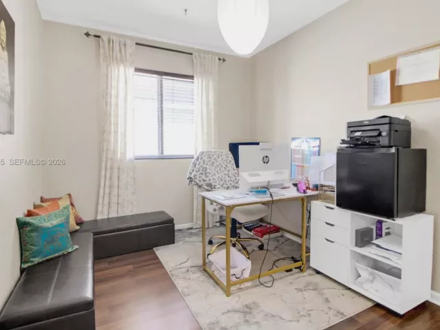 5-bedroom home for sale in Homestead - 3455 NE 1st St - MondialRealty