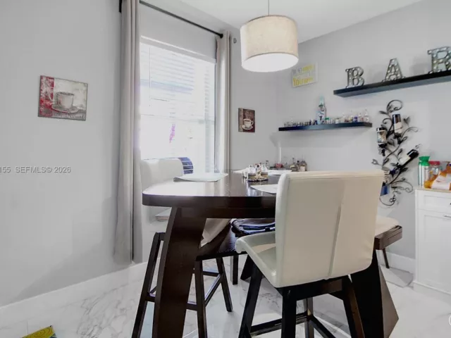 5-bedroom home for sale in Homestead - 3455 NE 1st St - MondialRealty