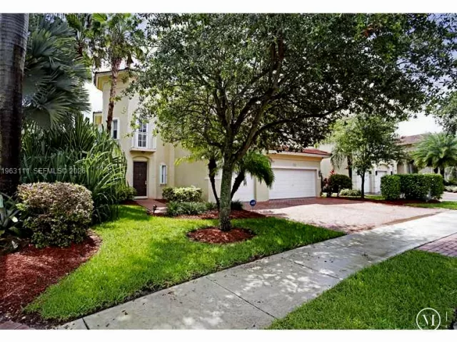 5-bedroom home for rent in Doral - 7061 NW 113 CT 7061 - MondialRealty