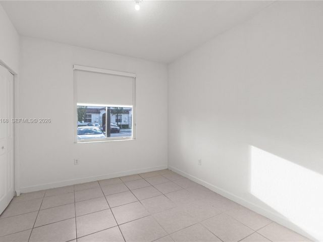 3-bedroom home for rent in Miami - 12307 NW 23rd Ct 12307 - MondialRealty