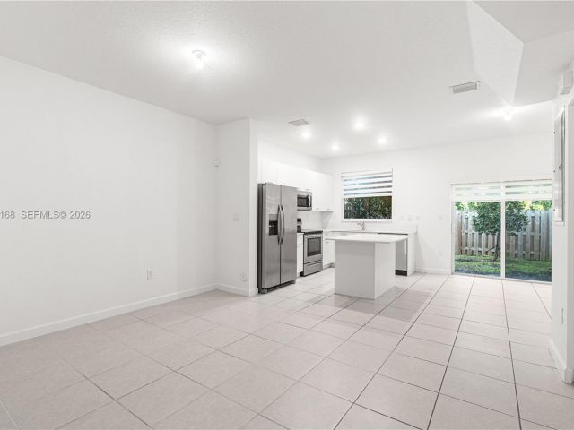3-bedroom home for rent in Miami - 12307 NW 23rd Ct 12307 - MondialRealty