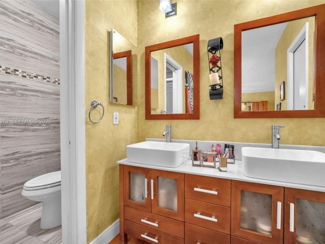 Home for sale at 21424 NE 19th Ct - photo 7439421