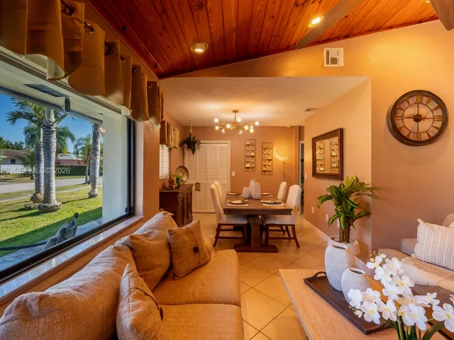 4-bedroom home for sale in Homestead - 1760 NW 12th Ave - MondialRealty