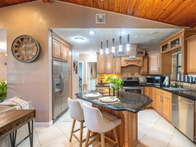 4-bedroom home for sale in Homestead - 1760 NW 12th Ave - MondialRealty