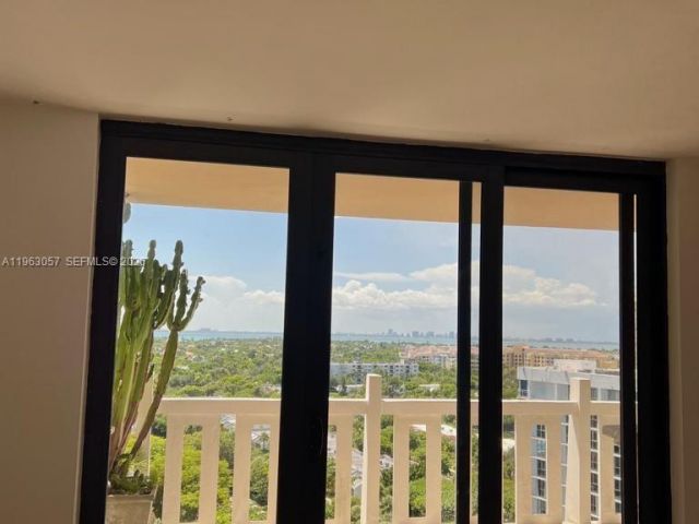 Apartment for rent  Unit #A1205 - photo 7500567