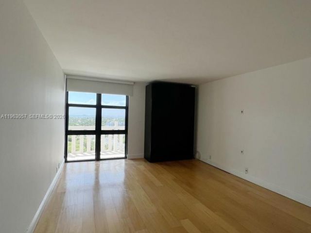 Apartment for rent  Unit #A1205 - photo 7500568