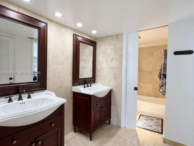 Apartment for rent  Unit #A1205 - photo 7500582