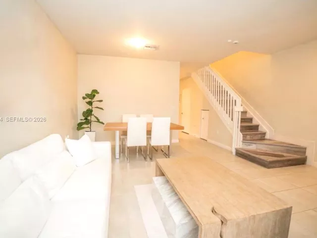 3-bedroom home for sale in Homestead - 24605 SW 117th Ct - MondialRealty