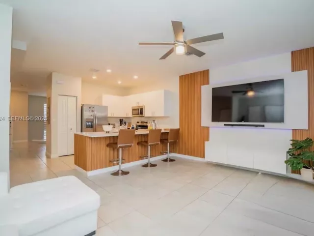 3-bedroom home for sale in Homestead - 24605 SW 117th Ct - MondialRealty