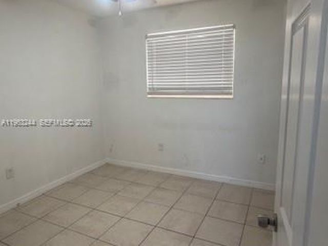 3-bedroom home for rent in Miami - 19731 SW 116th Ave 0 - MondialRealty