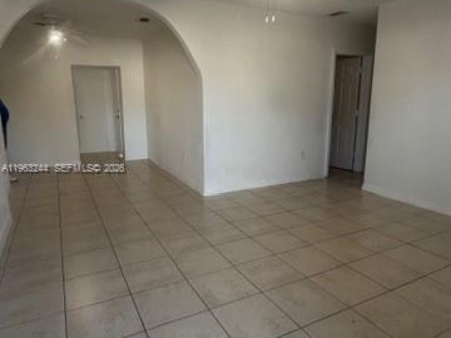 3-bedroom home for rent in Miami - 19731 SW 116th Ave 0 - MondialRealty
