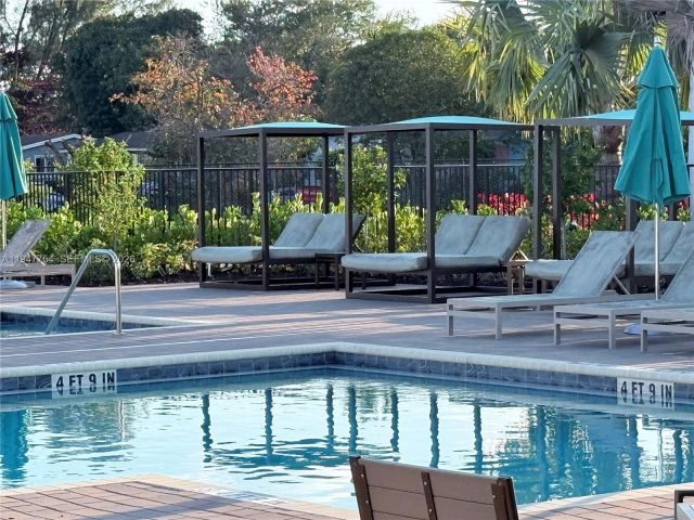 3-bedroom home for rent in Miami - 12433 NW 23rd Ct - MondialRealty