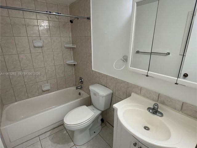 Apartment for sale  Unit #502 - photo 7445739