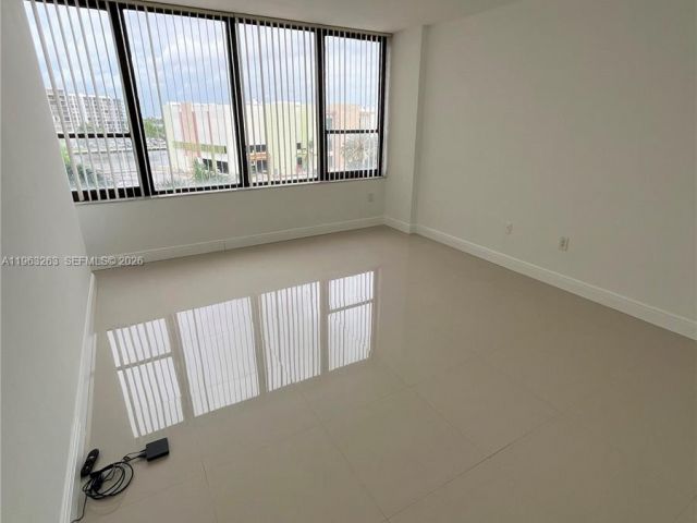 Apartment for sale  Unit #502 - photo 7445743