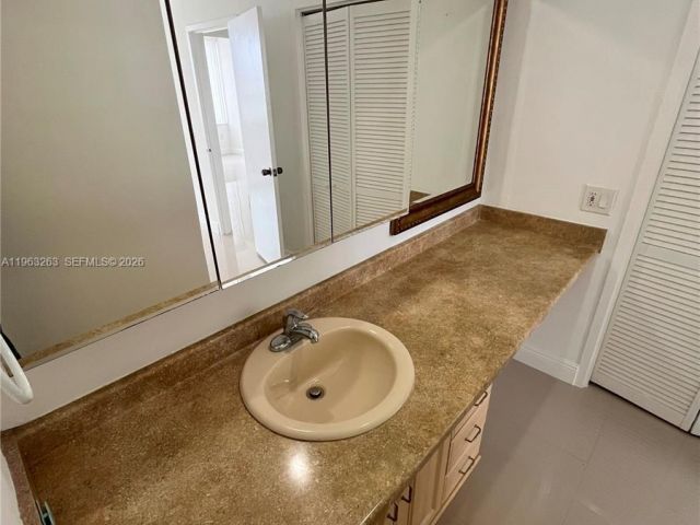 Apartment for sale  Unit #502 - photo 7445747