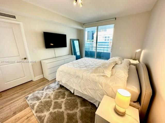1-bedroom condo for rent in Miami - 170 SE 14th St 1606 - MondialRealty