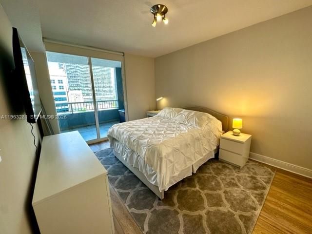 1-bedroom condo for rent in Miami - 170 SE 14th St 1606 - MondialRealty
