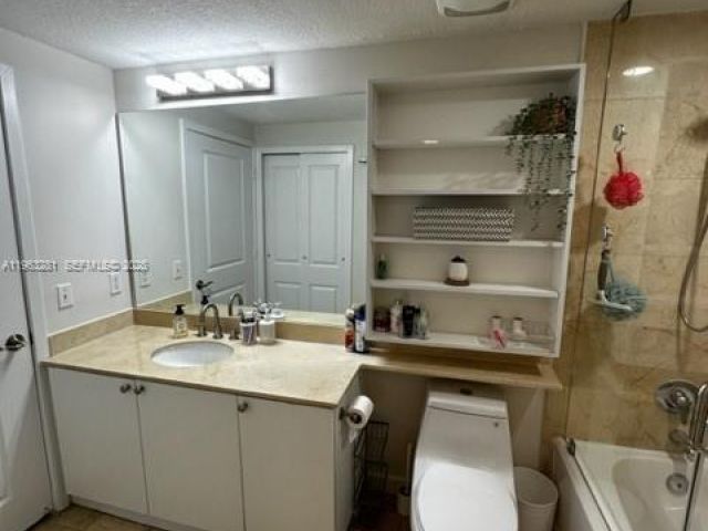1-bedroom condo for rent in Miami - 170 SE 14th St 1606 - MondialRealty
